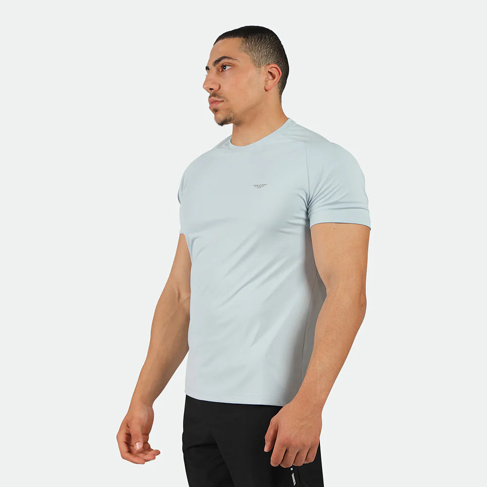 men go beyond performance tshirt (sky blue)