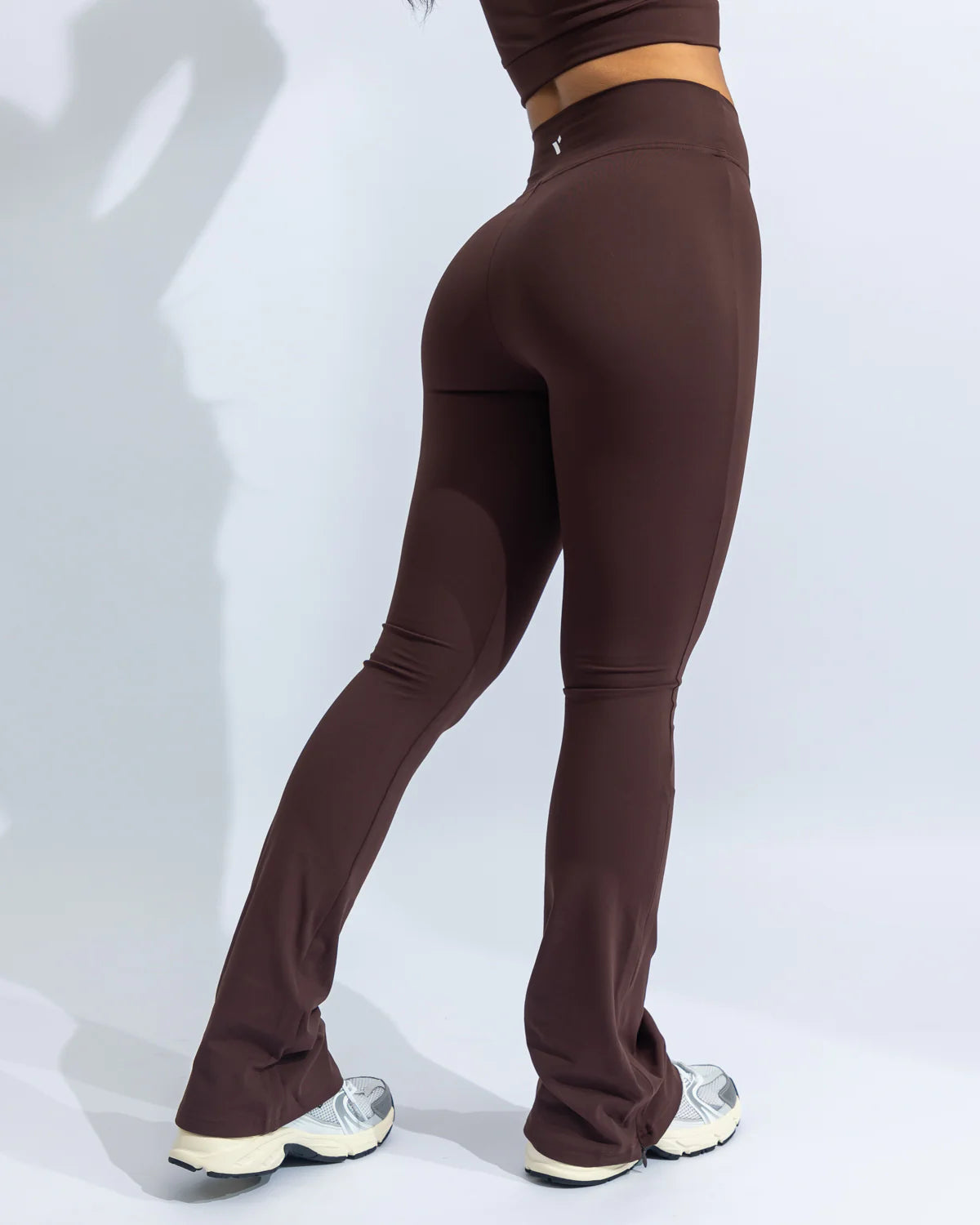 power classic split hem legging-coffee