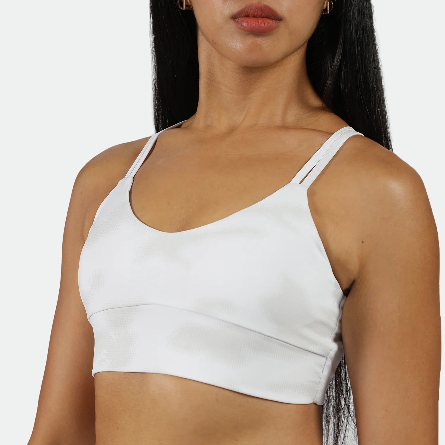 women go beyond v neck bra (illuminated)