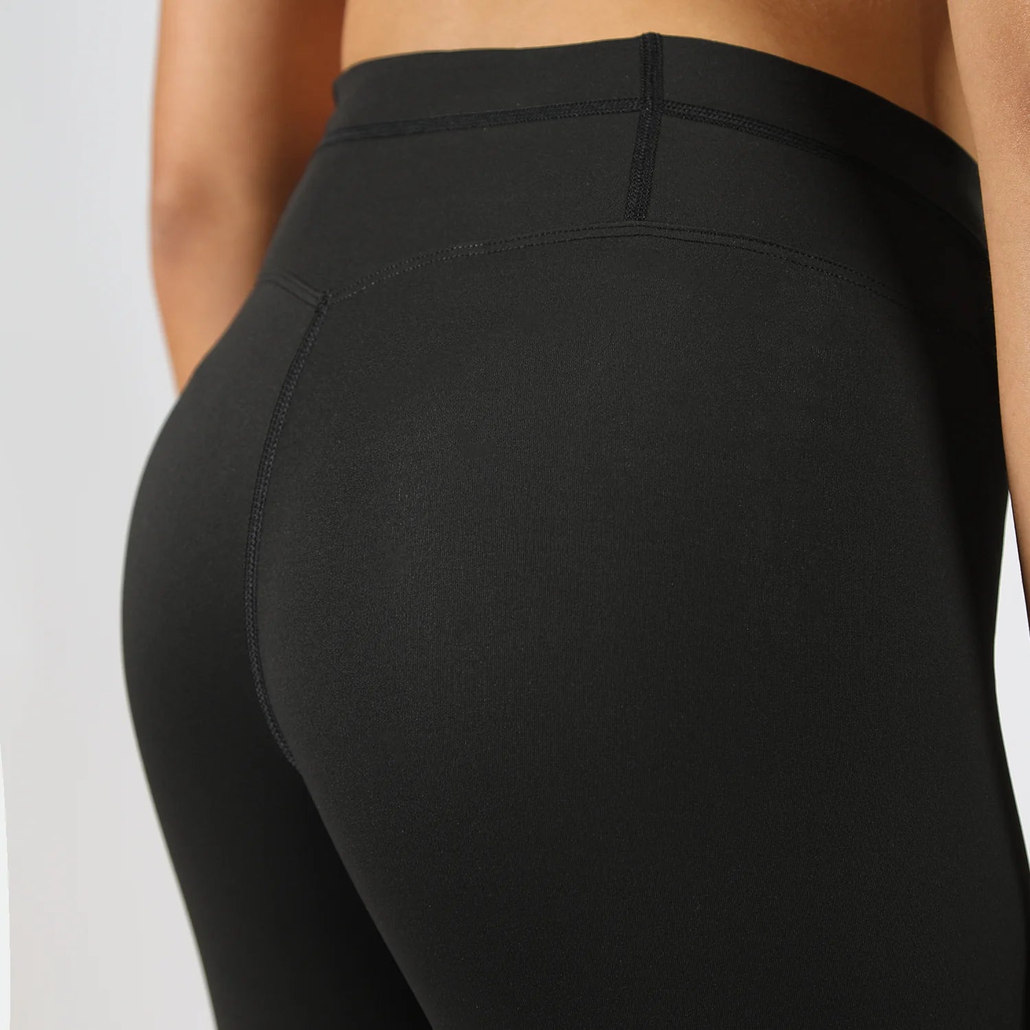 women go beyond v cut legging