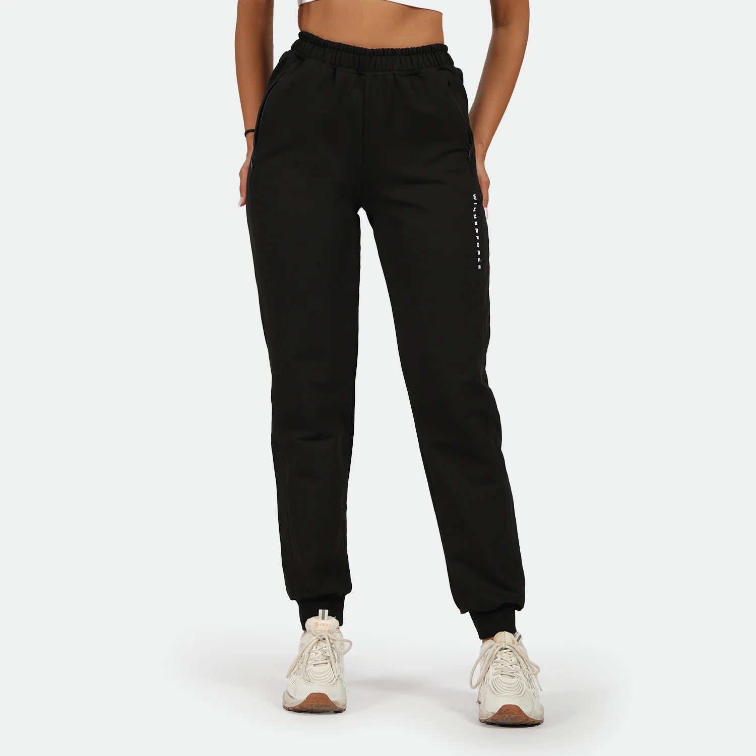 women go beyond jogger (black)