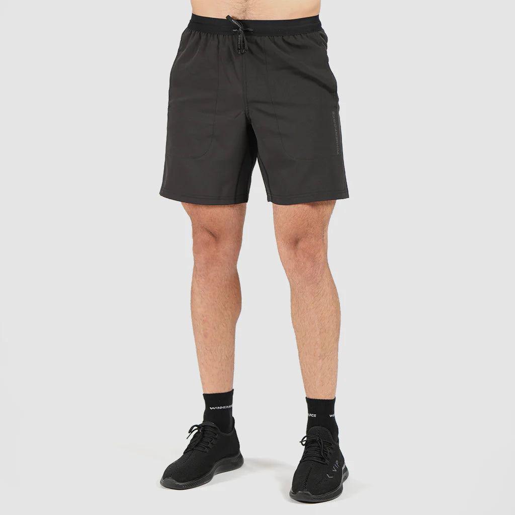 men essential short (black)