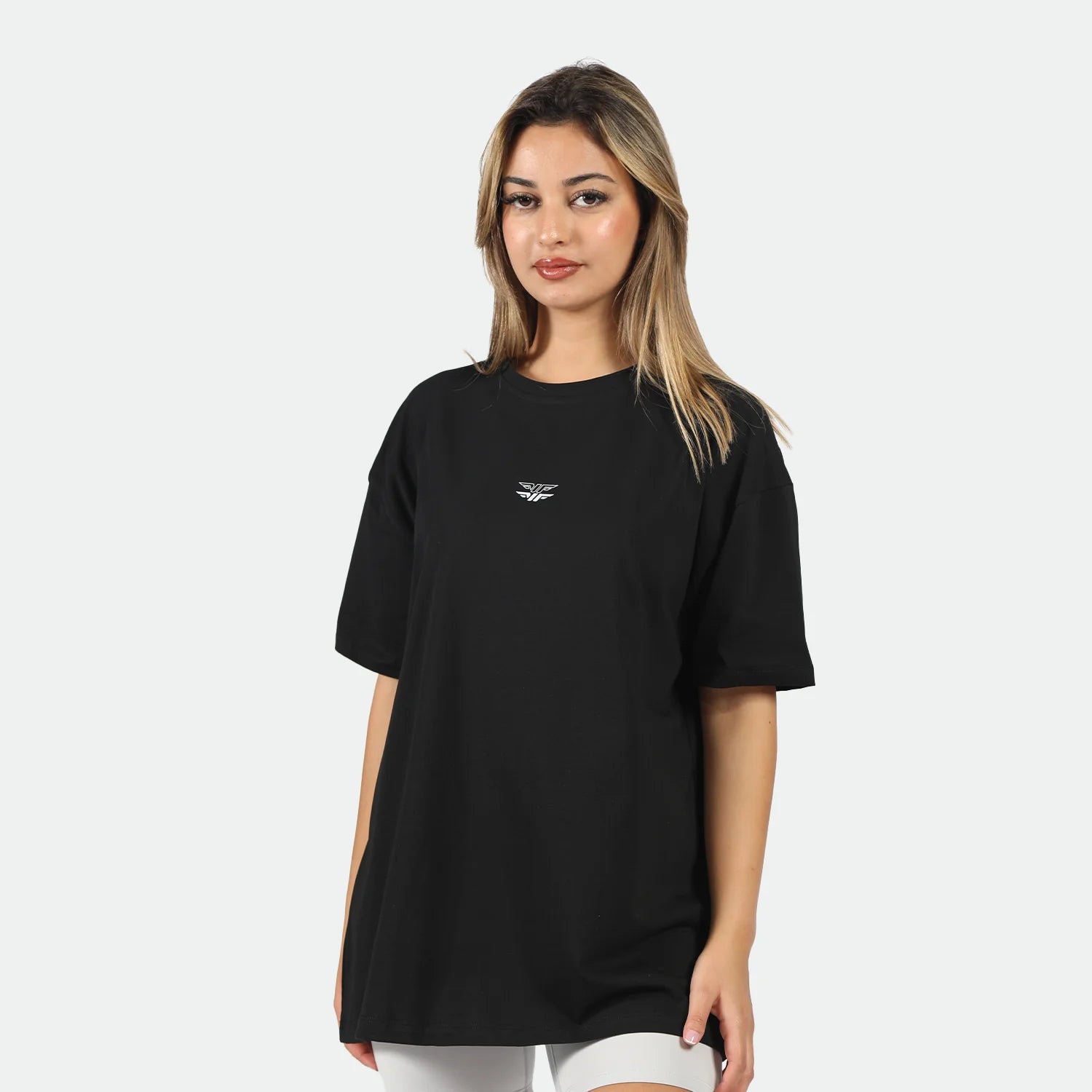 women go beyond oversize tshirt